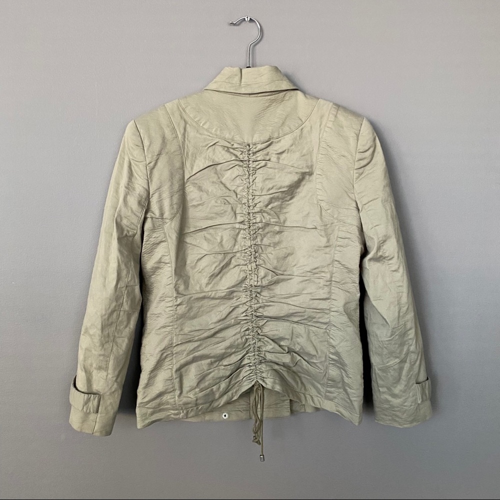 Nicole Miller Ruched Rear Jacket - Picture 2 of 8
